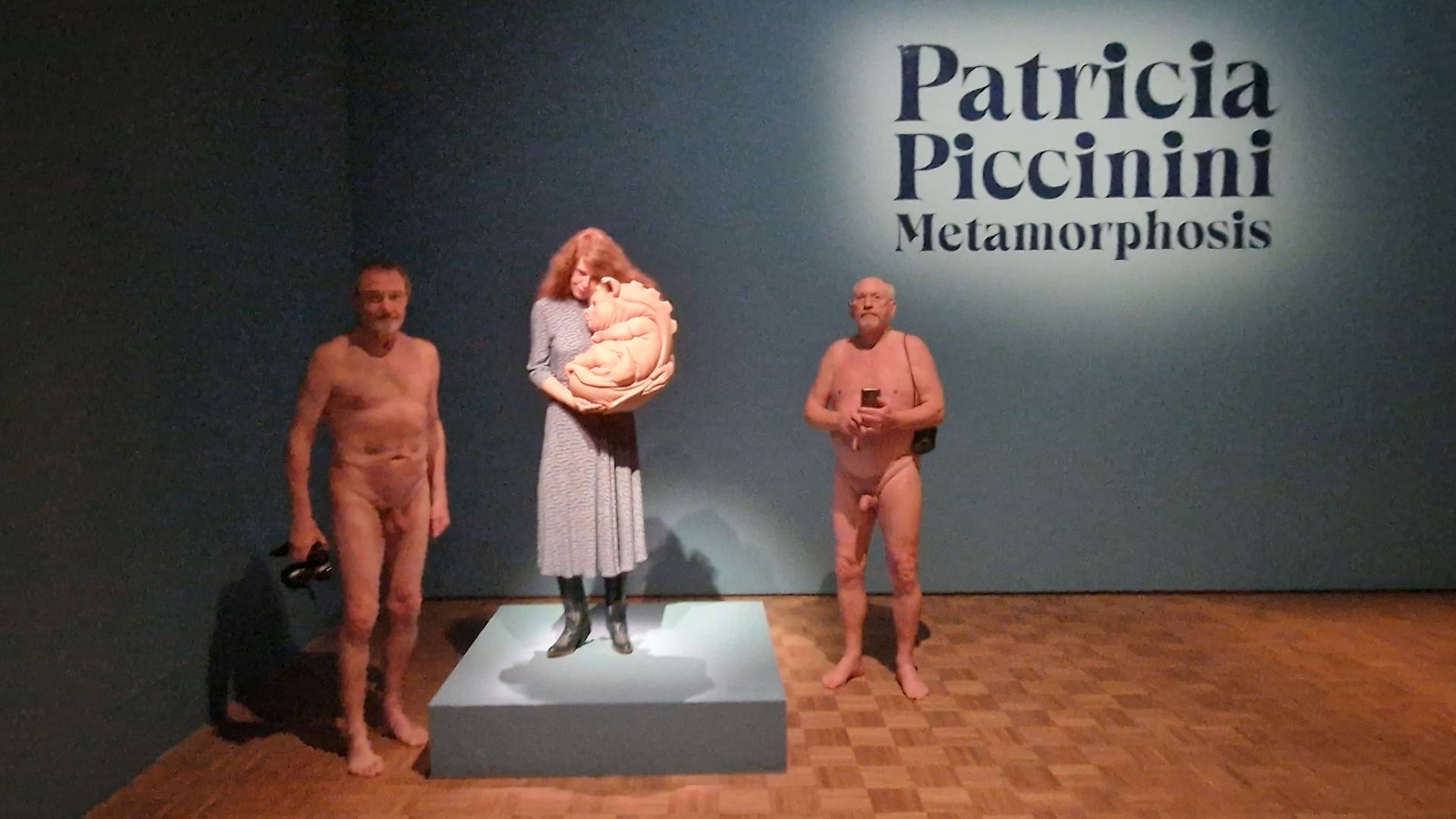 1(23) Naked Tour de l'exposition Metamorphosis