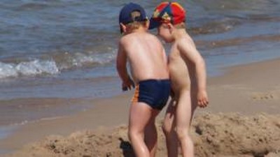 Qui est le mieux loti - avec ou sans maillot de bain ?